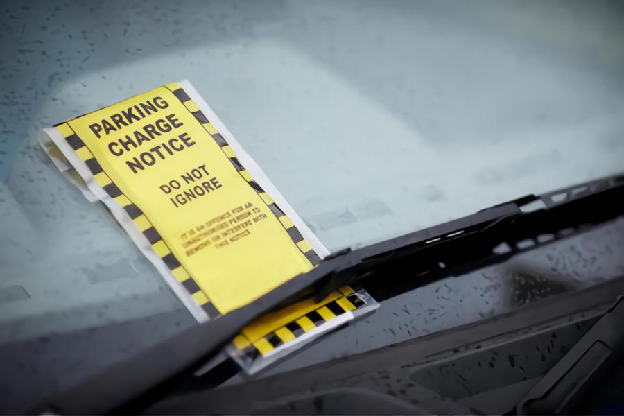 Image of parking charge notice on windscreen